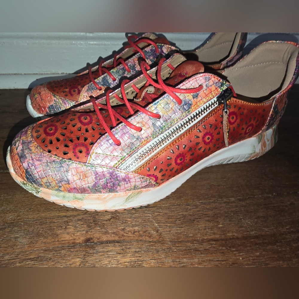 Spring Step Red Sneakers with Mesh Design